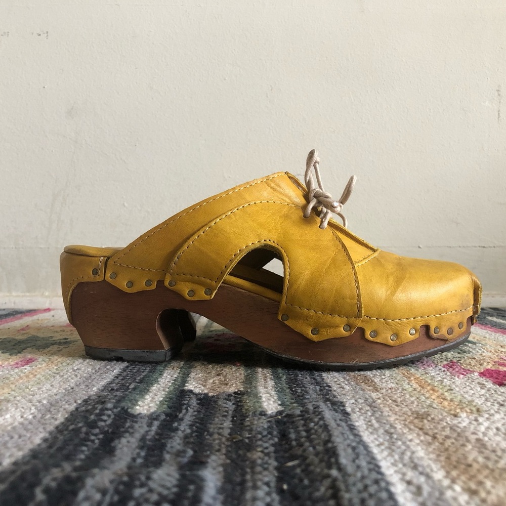 Sergie Tomani Size 6 Clogs